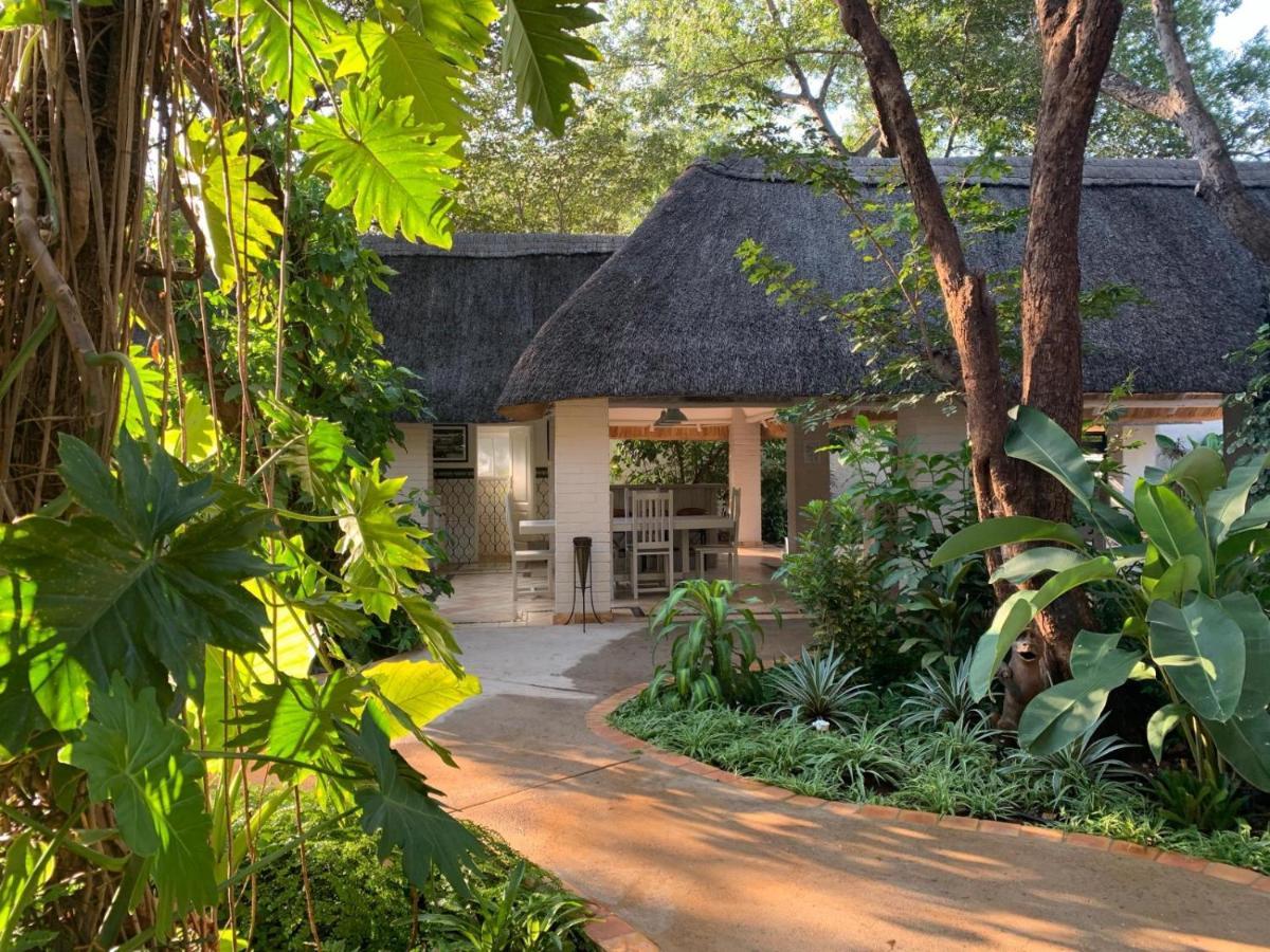 Pamarah Lodge Victoria Falls Esterno foto