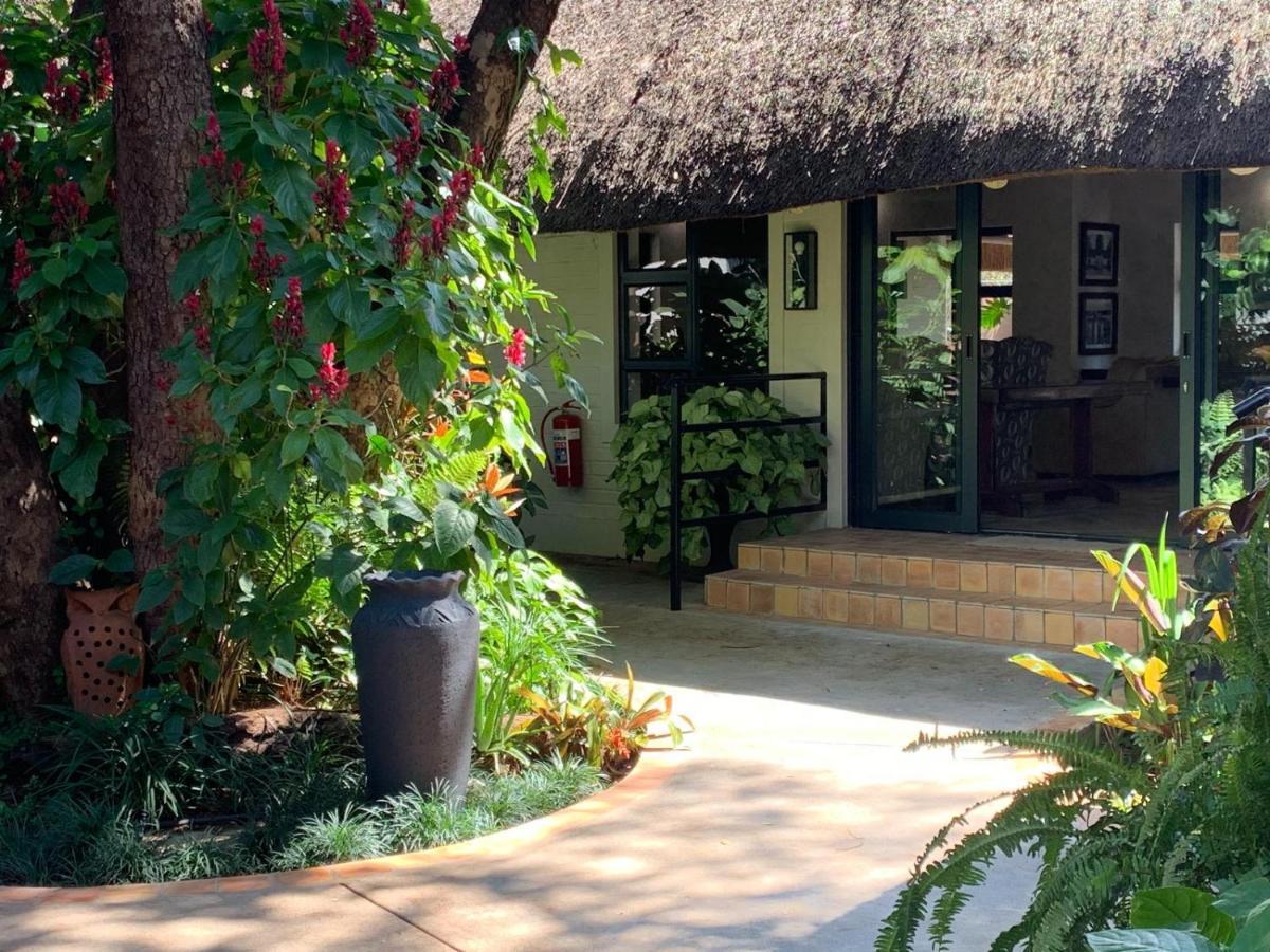 Pamarah Lodge Victoria Falls Esterno foto